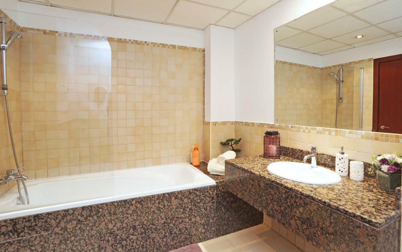 Luxury Casa - Marvel Sea View Apartment Jbr Beach 2Br Dubái Exterior foto